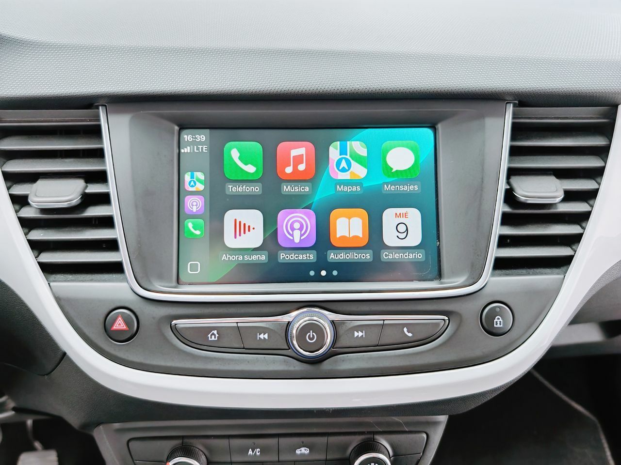 Foto Opel Crossland X 17
