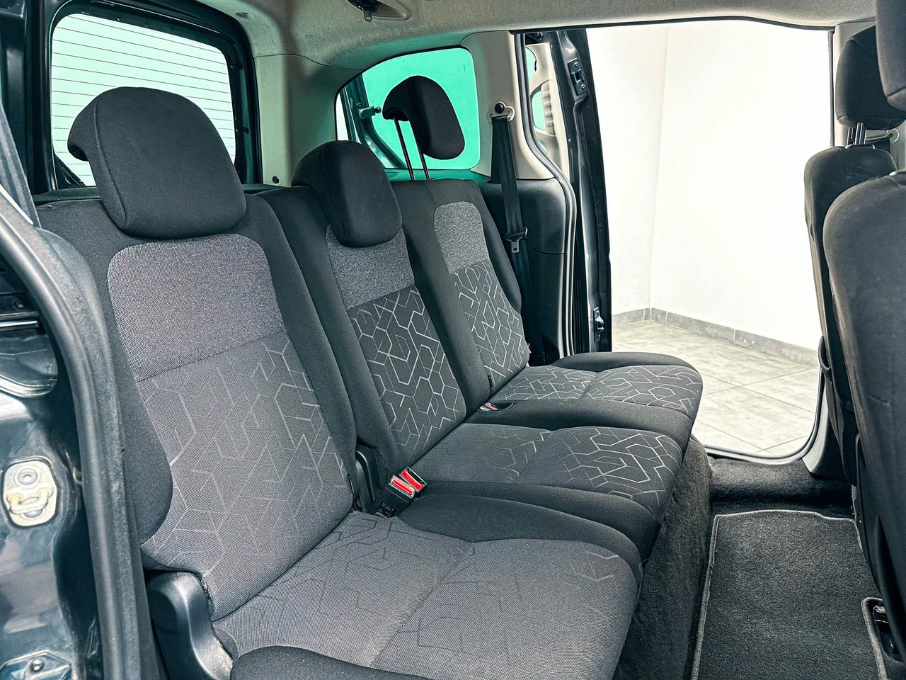 Foto Peugeot Partner 8