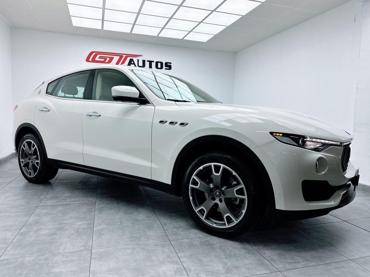 Foto Maserati Levante 31