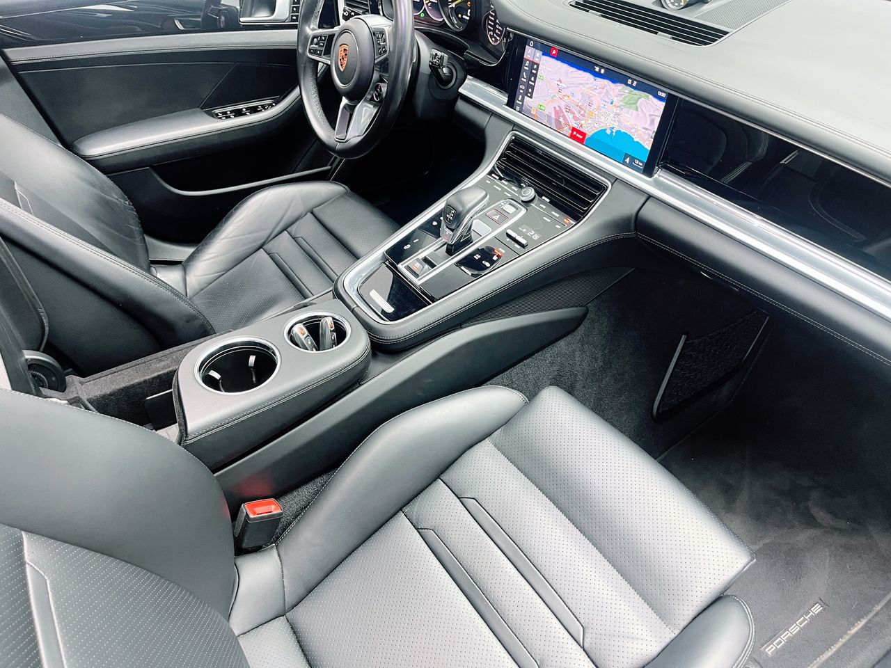 Foto Porsche Panamera 17