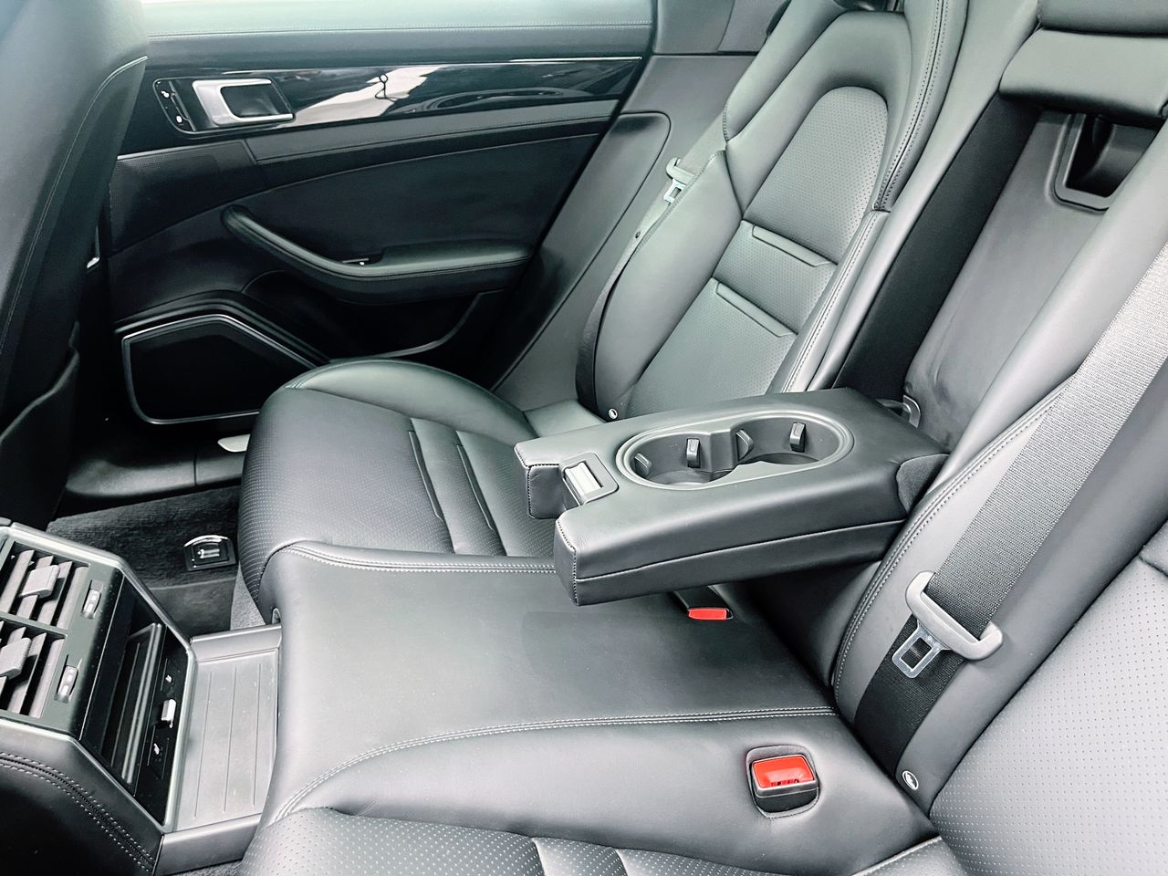 Foto Porsche Panamera 60