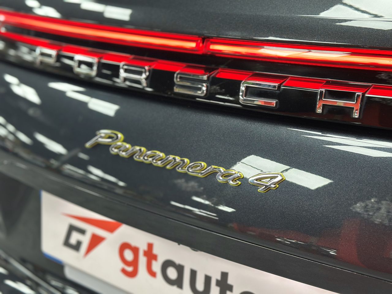 Foto Porsche Panamera 65