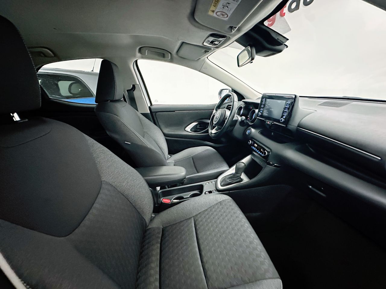 Foto Toyota Yaris 6