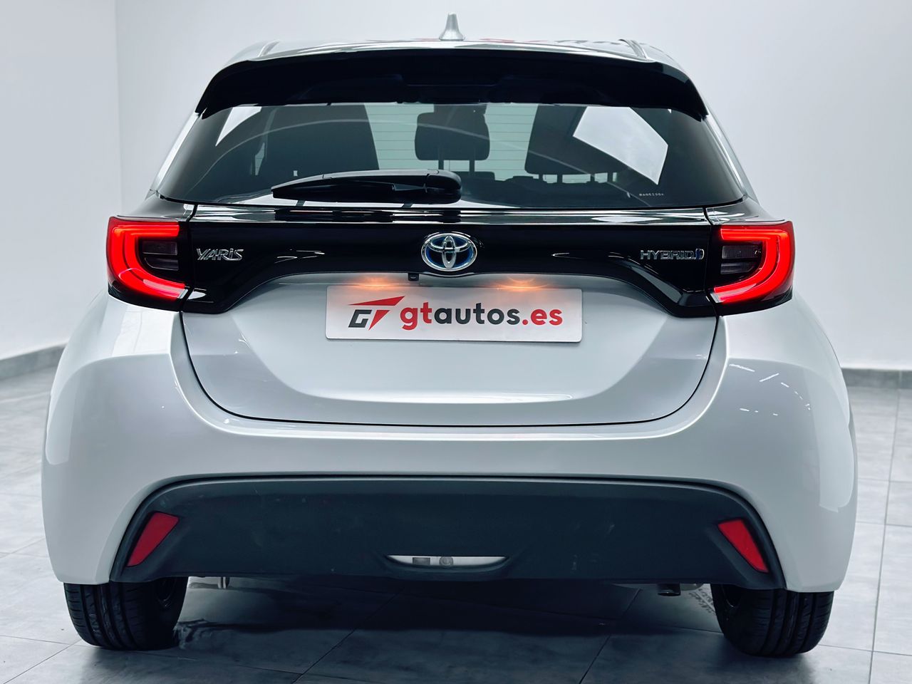 Foto Toyota Yaris 8