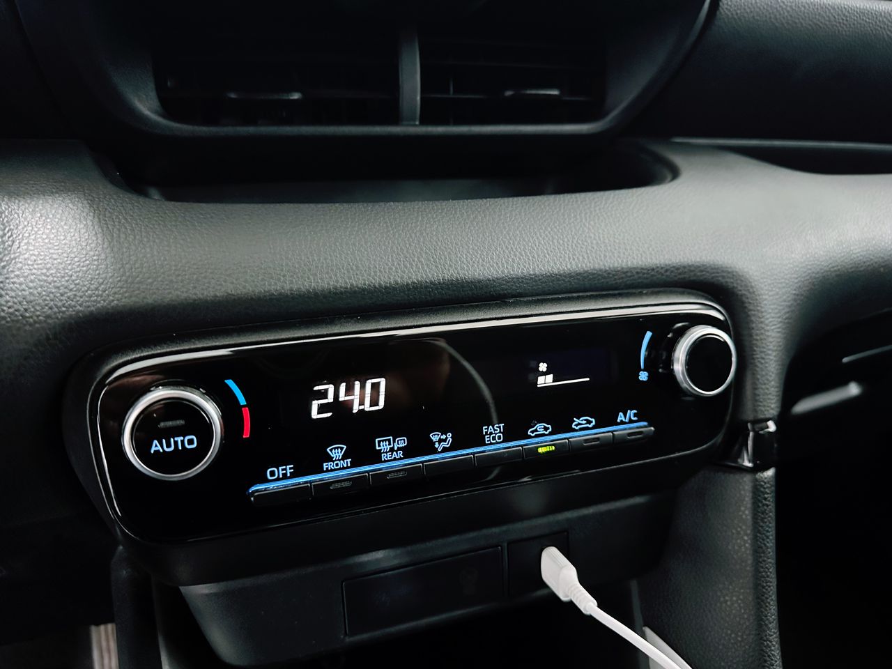 Foto Toyota Yaris 9