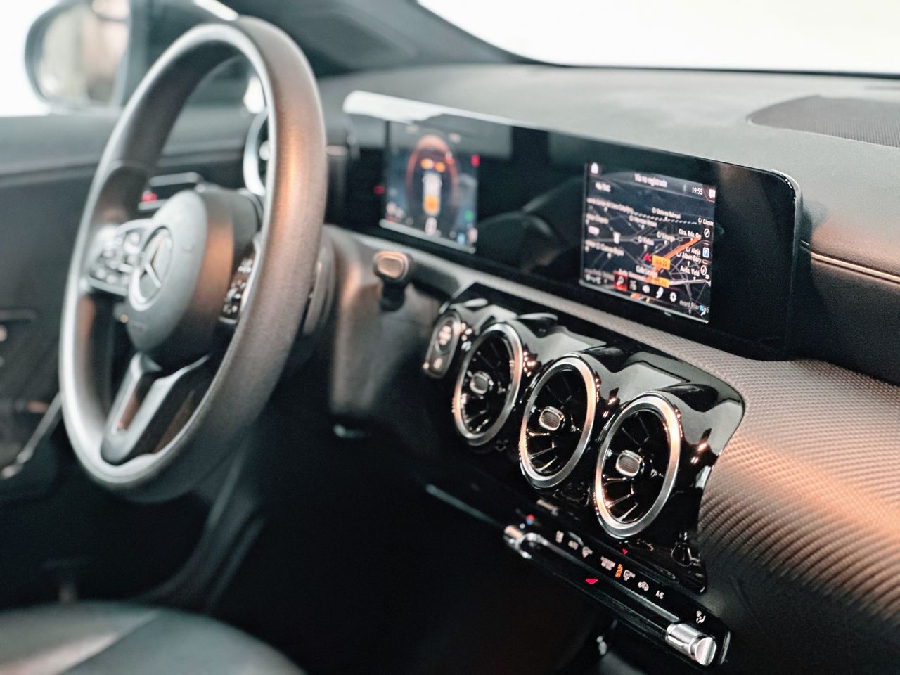 Foto Mercedes-Benz Clase CLA 2