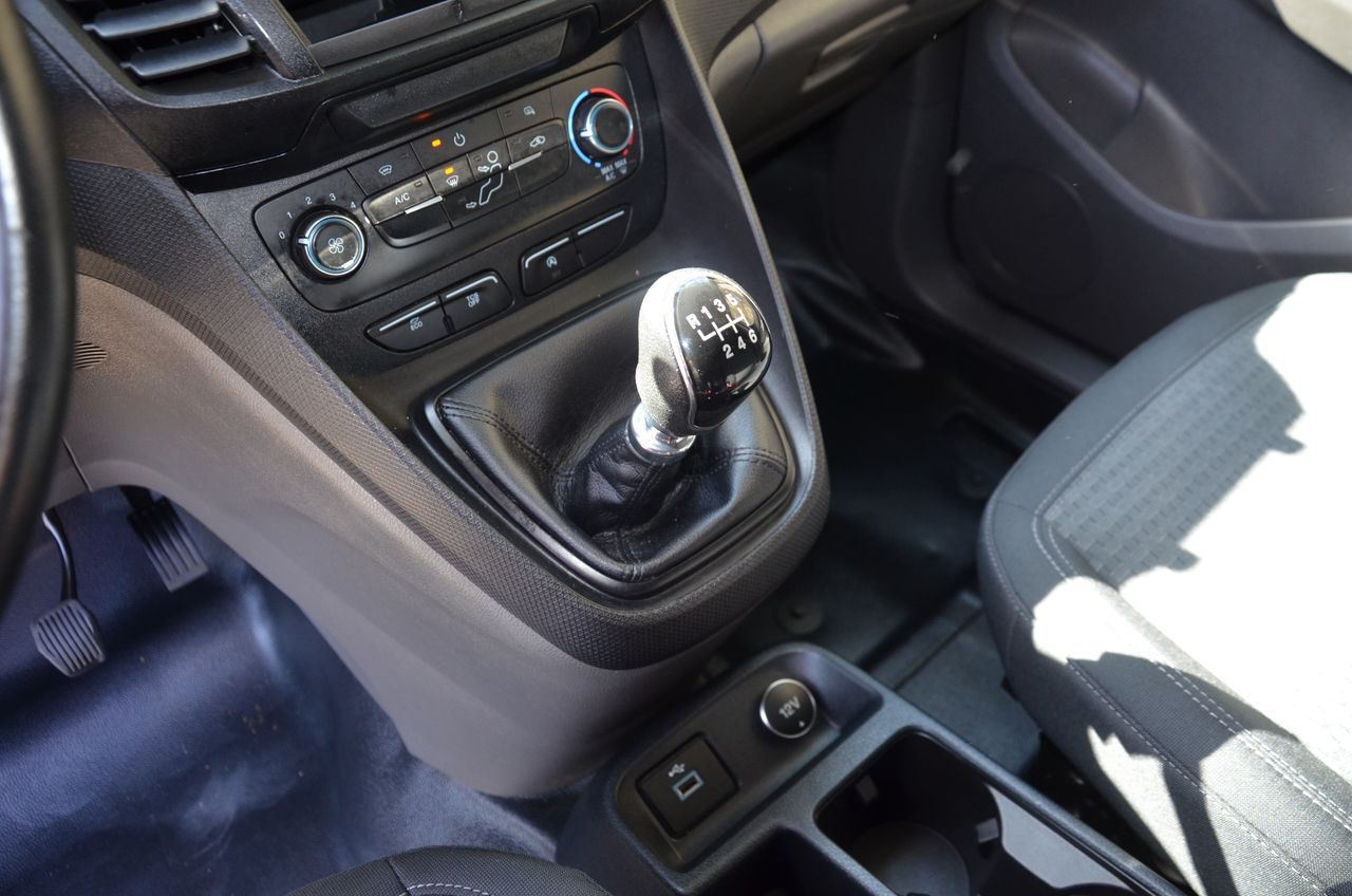 Foto Ford Transit Connect 26