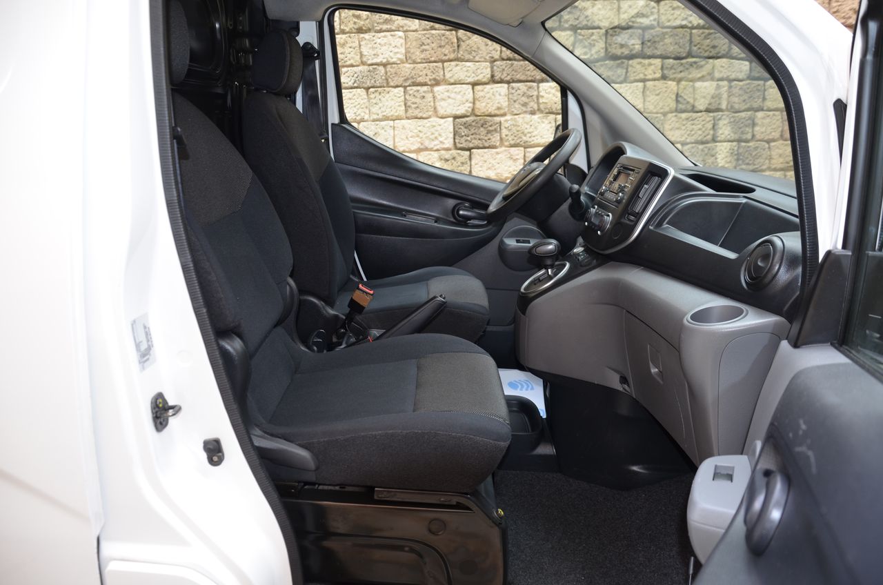 Foto Nissan e-NV200 21