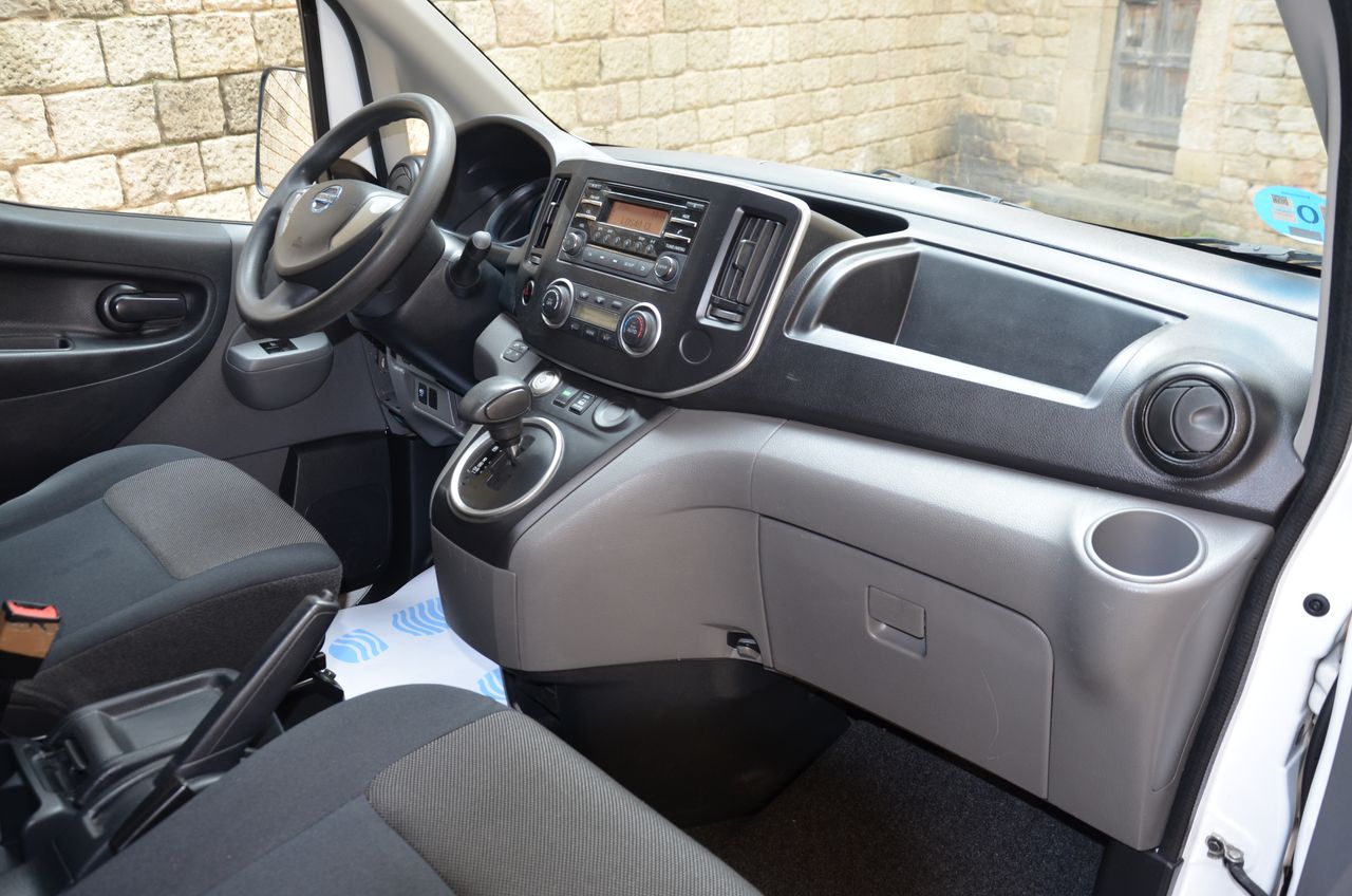 Foto Nissan e-NV200 22