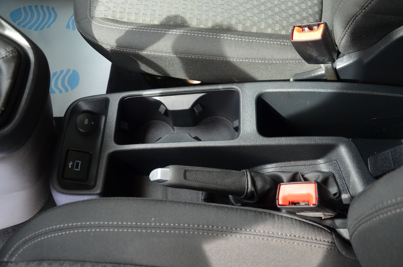 Foto Ford Transit Connect 23