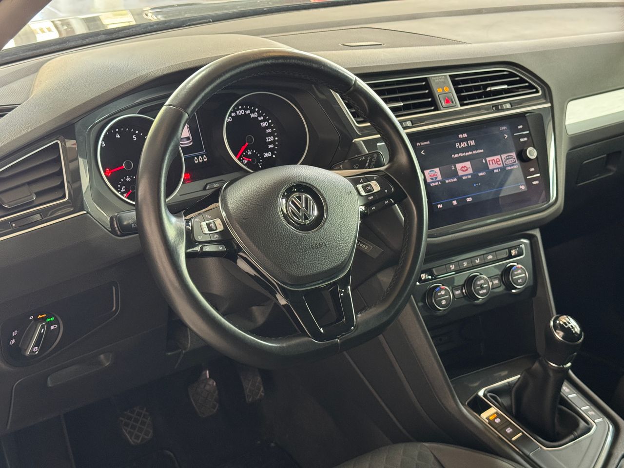 Foto Volkswagen Tiguan 8