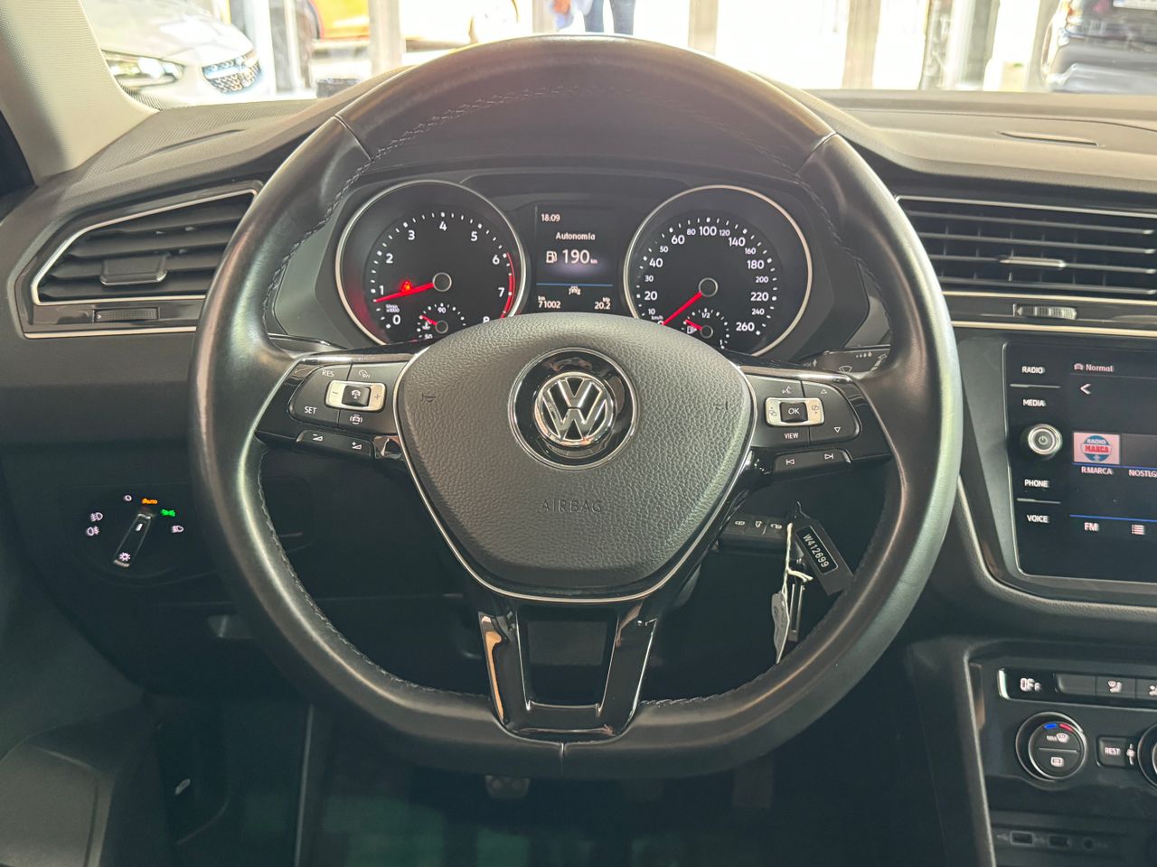 Foto Volkswagen Tiguan 11