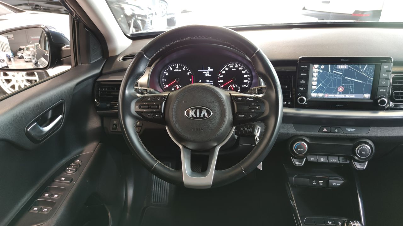 Foto Kia Stonic 11