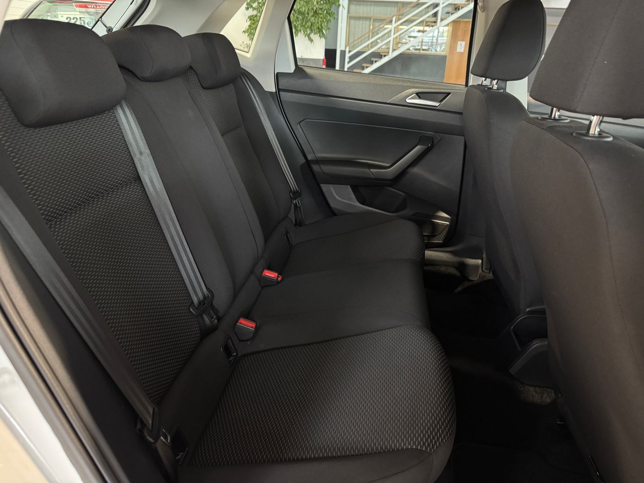 Foto Volkswagen Polo 23