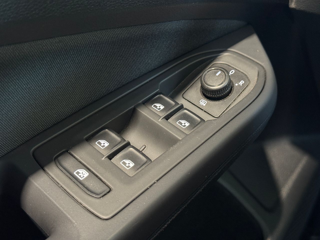 Foto Volkswagen Golf 17