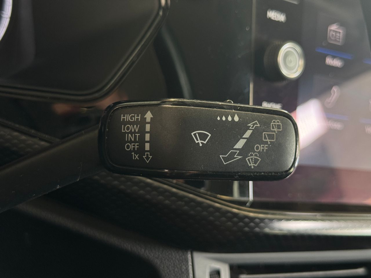 Foto Volkswagen T-Cross 18