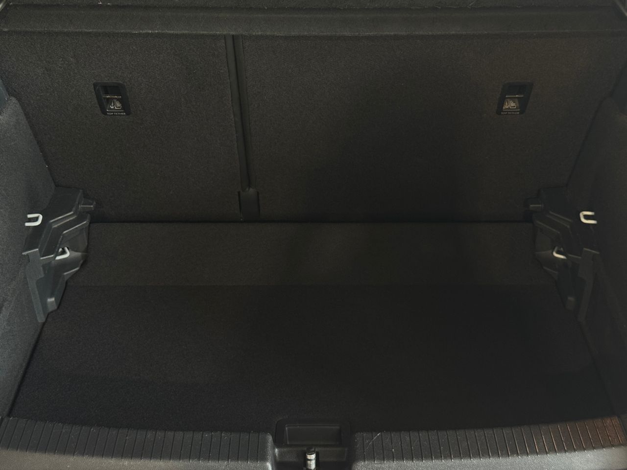 Foto Volkswagen T-Cross 33