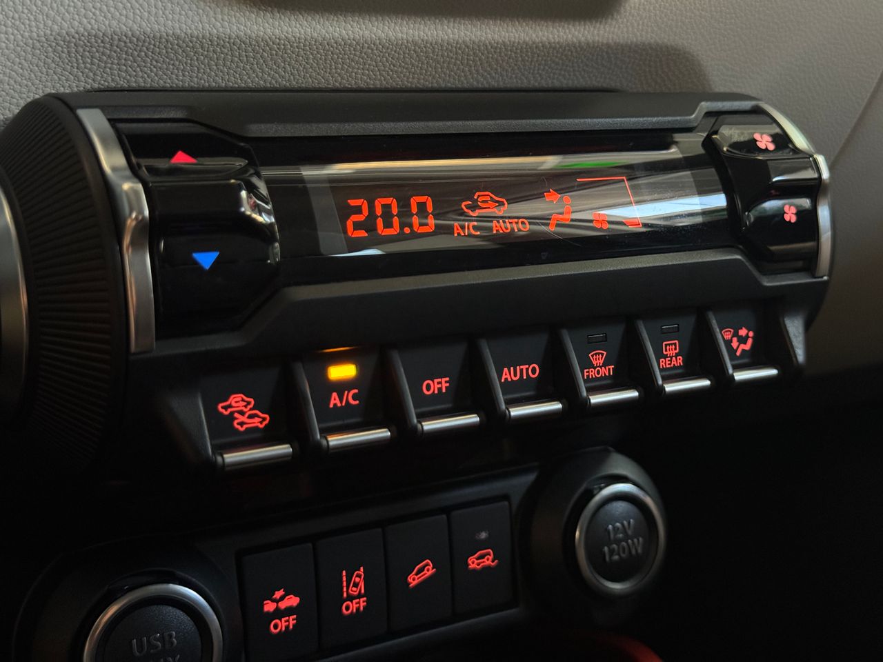 Foto Suzuki Ignis 21