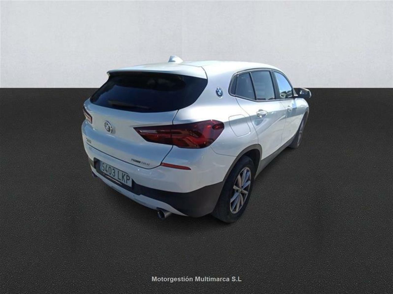 Foto BMW X2 4