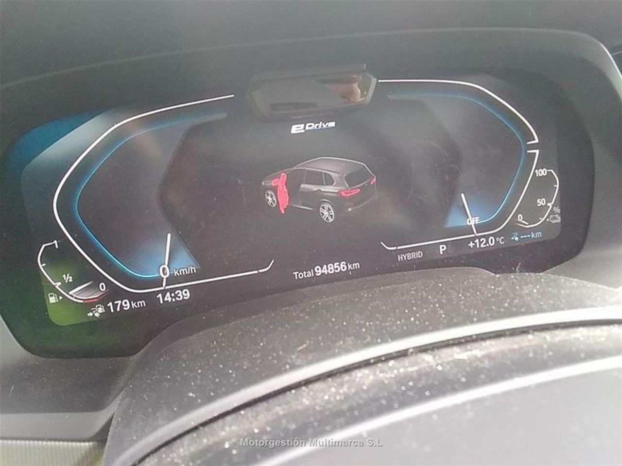 Foto BMW X5 8