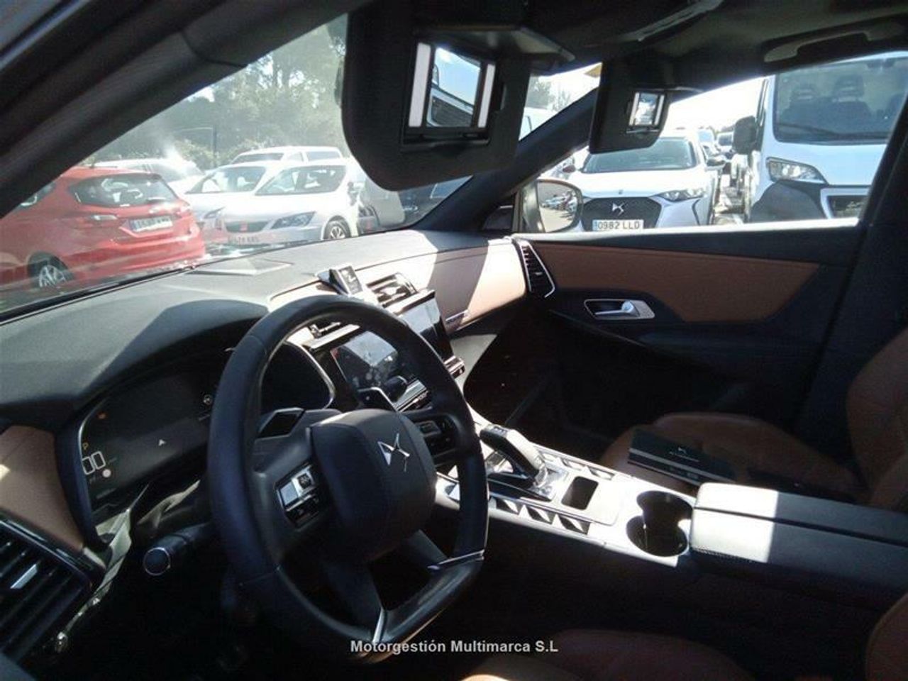 Foto DS Automobiles DS 7 7