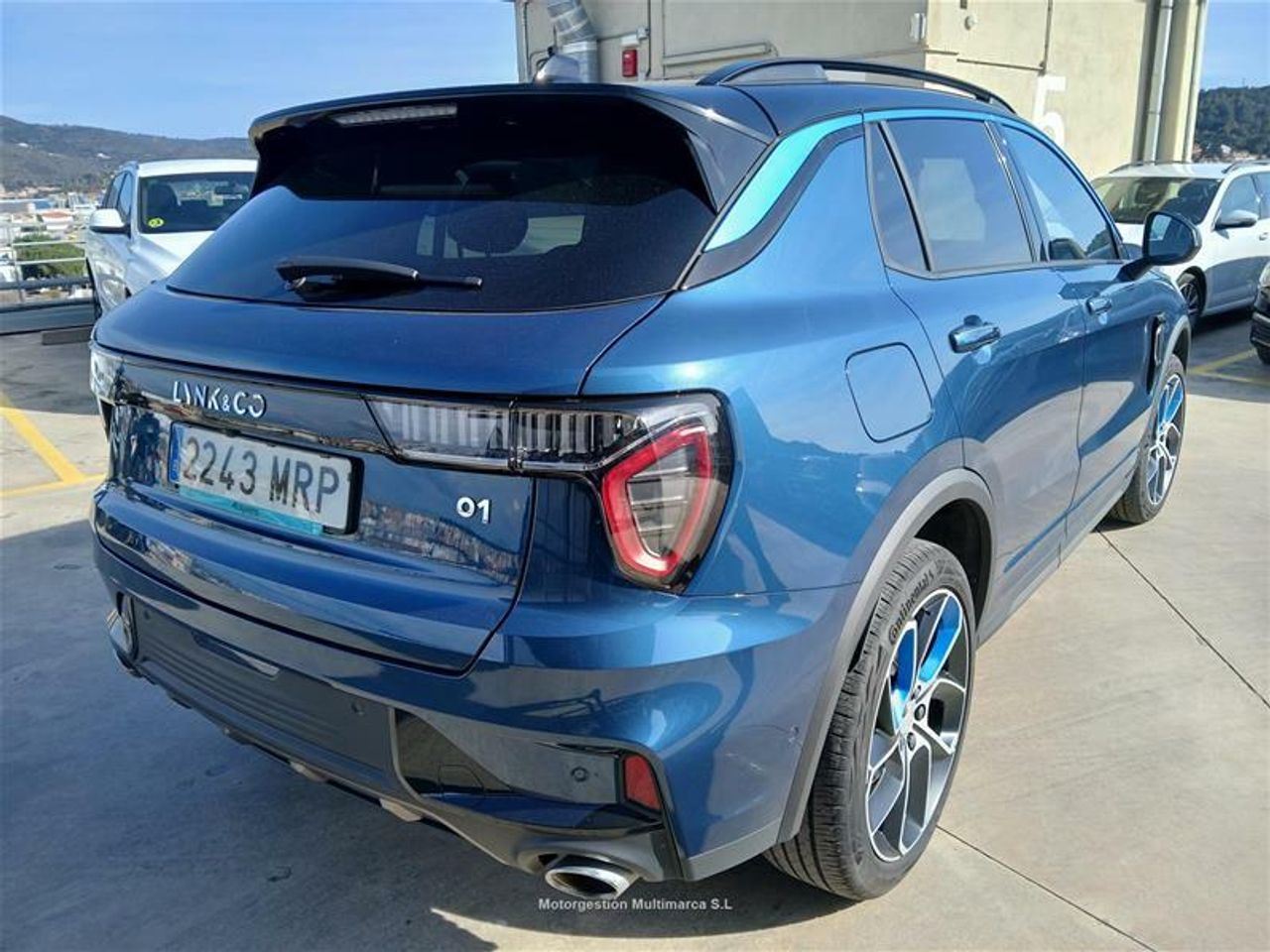 Foto LYNK&CO 01 10