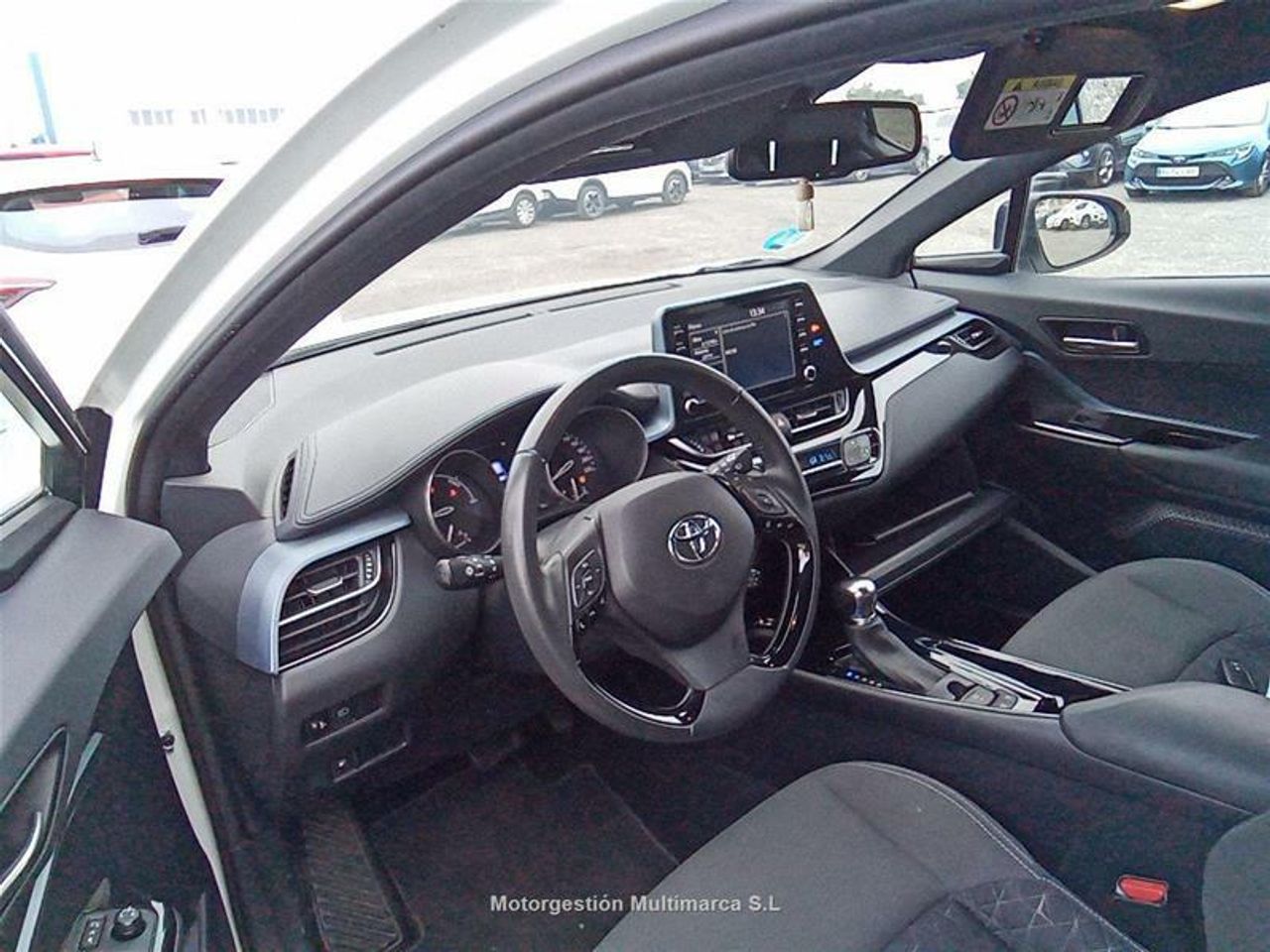Foto Toyota C-HR 7