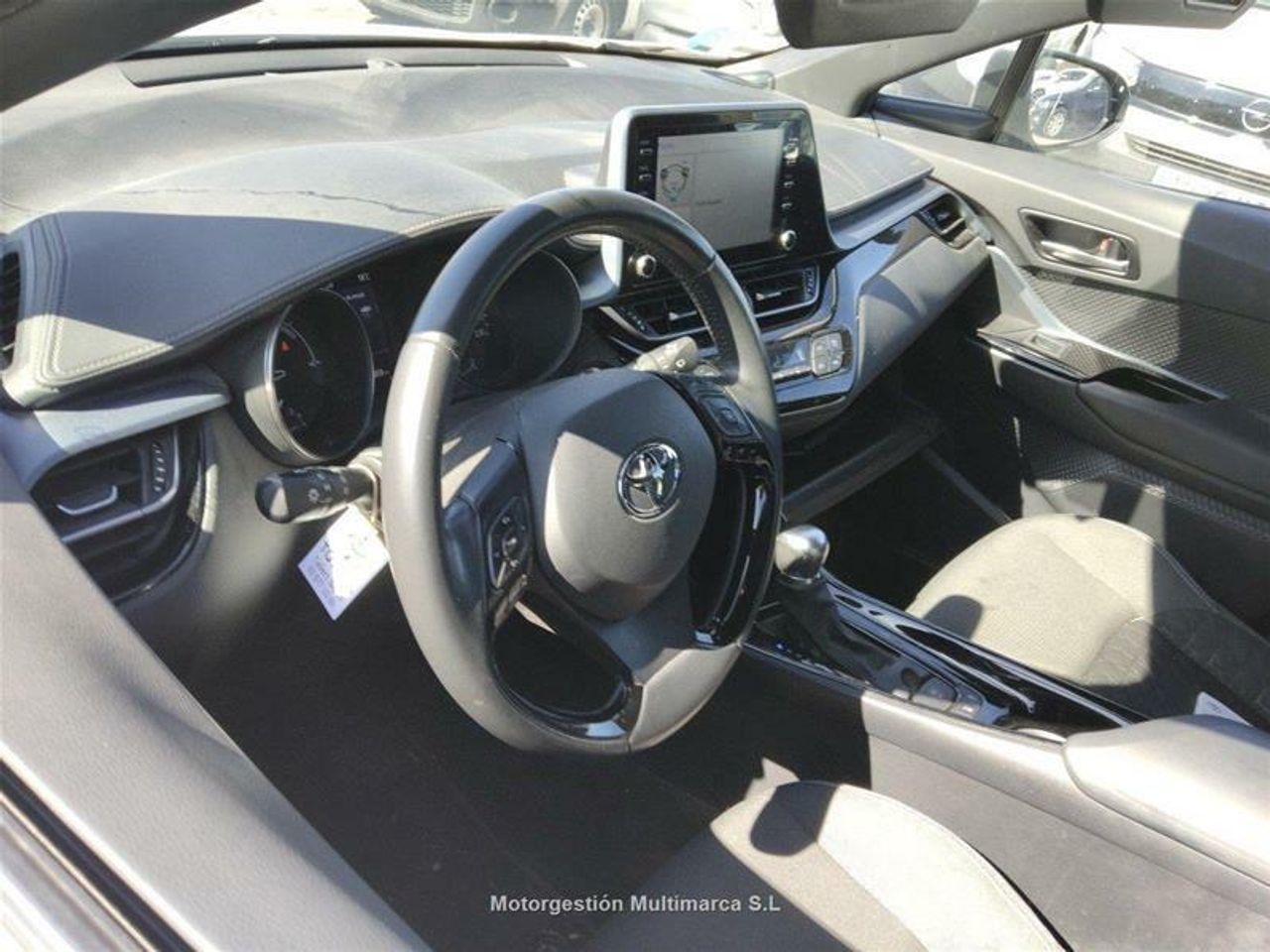 Foto Toyota C-HR 7