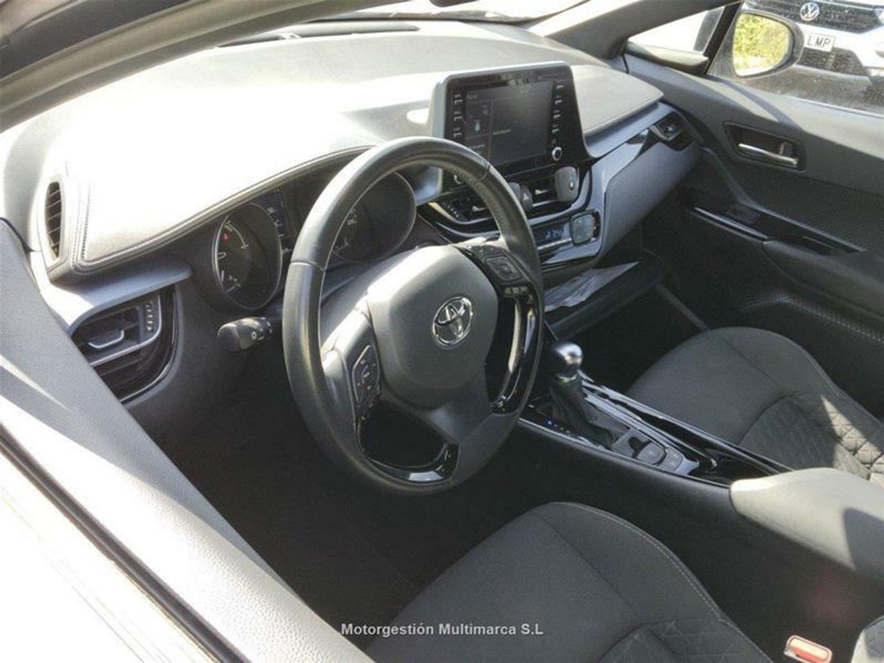 Foto Toyota C-HR 7
