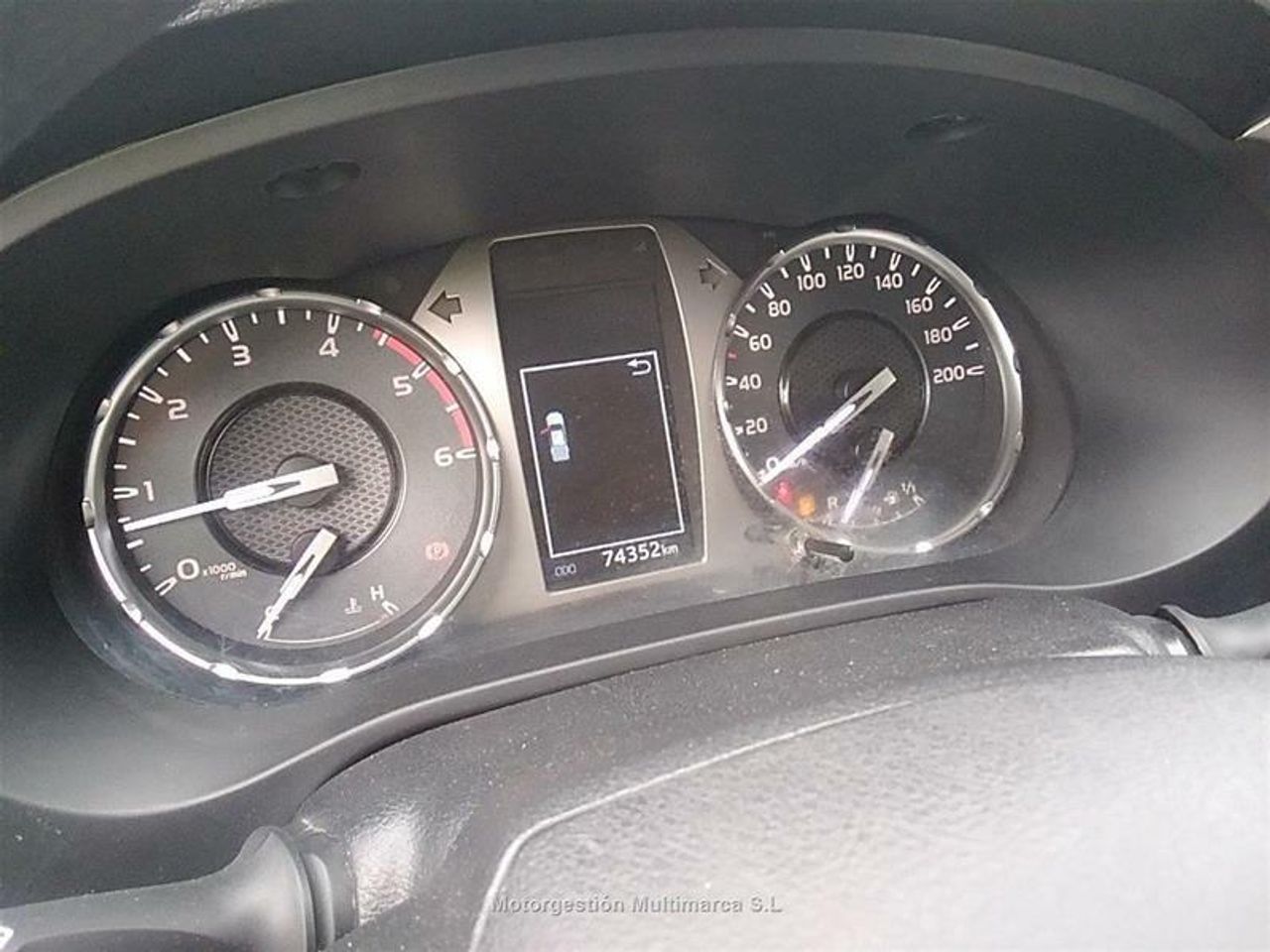 Foto Toyota Hilux 8