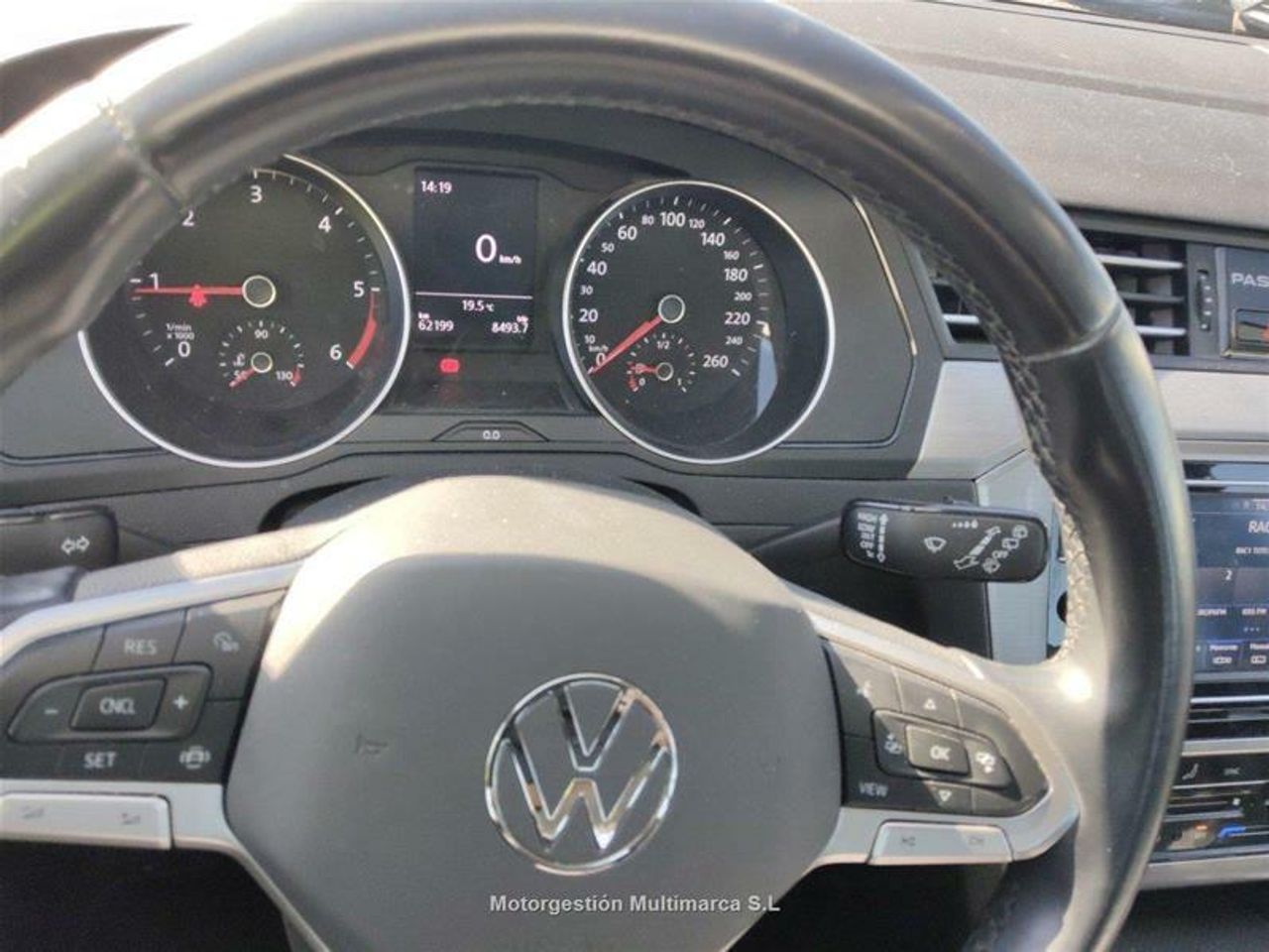Foto Volkswagen Passat 8