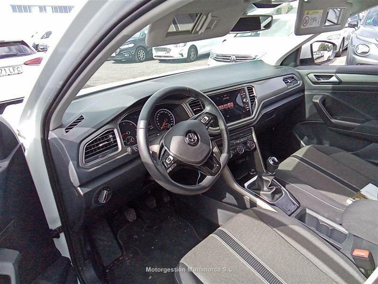 Foto Volkswagen T-Roc 7
