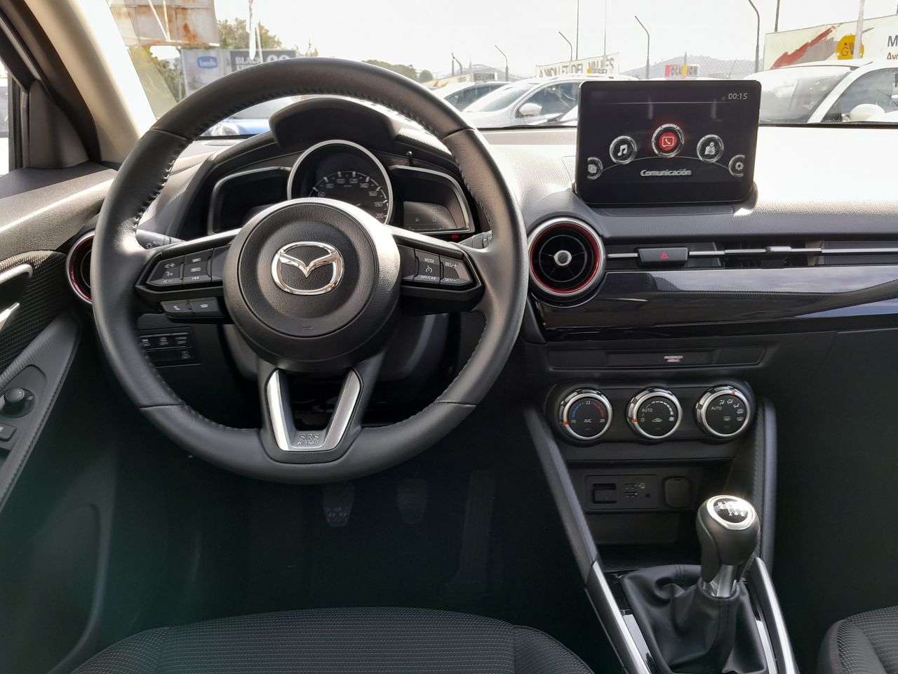 Foto Mazda Mazda2 11