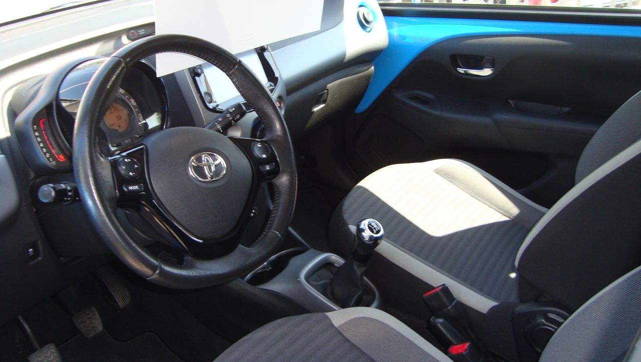 Foto Toyota Aygo 11