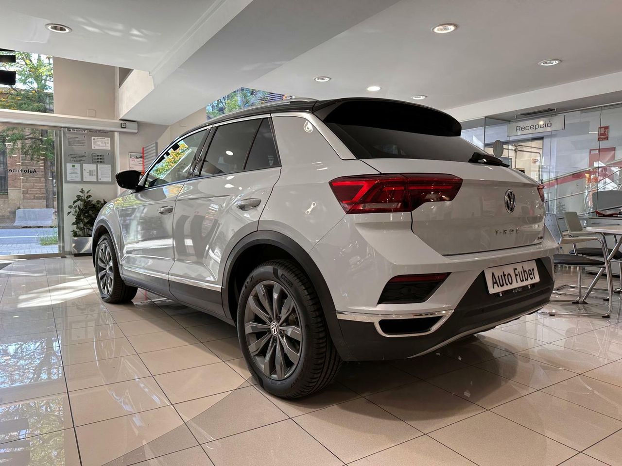 Foto Volkswagen T-Roc 3