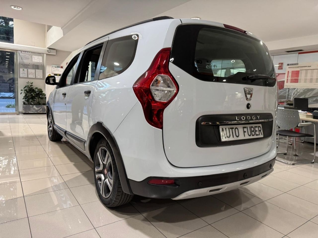 Foto Dacia Lodgy 3