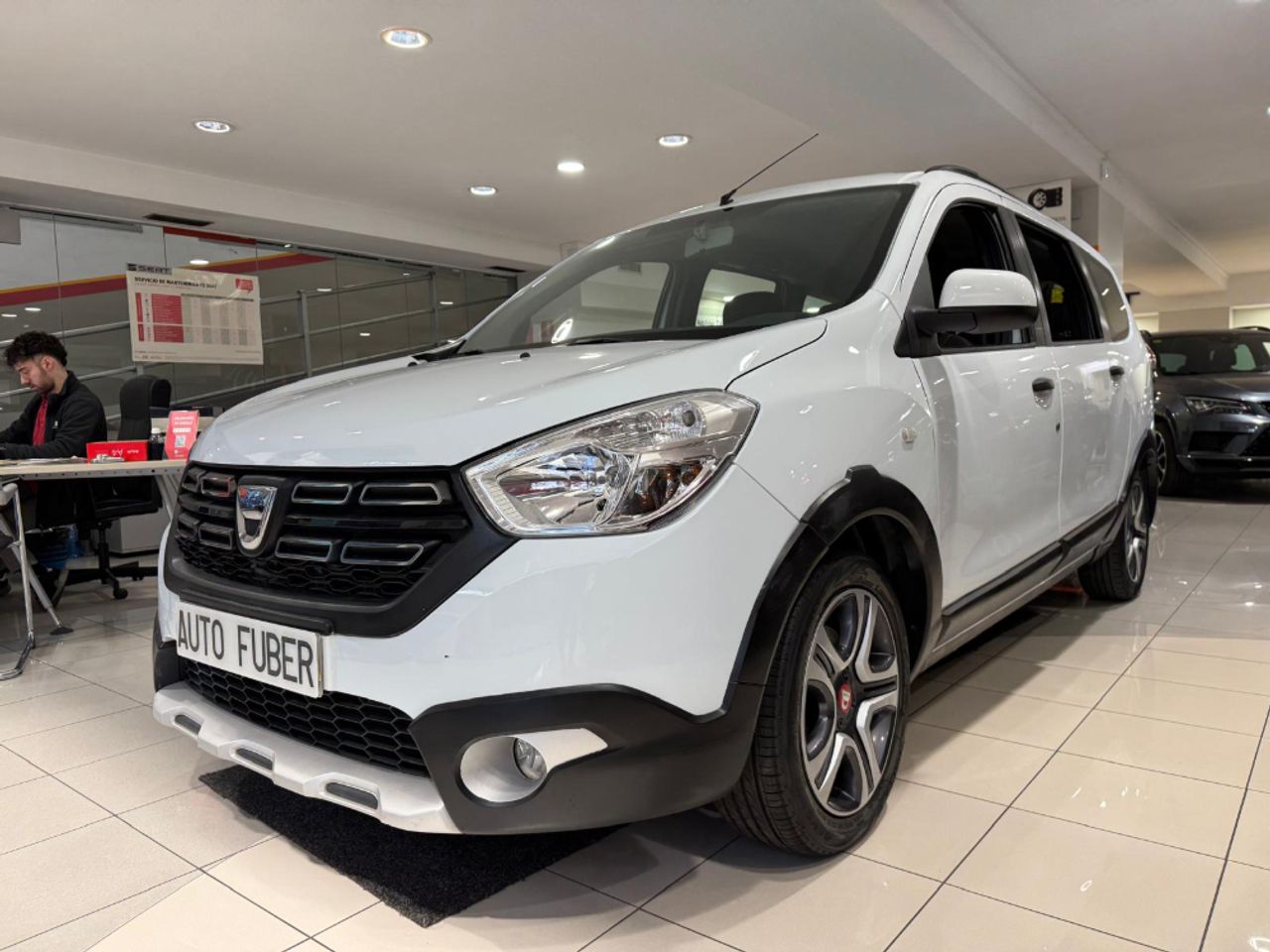 Foto Dacia Lodgy 4