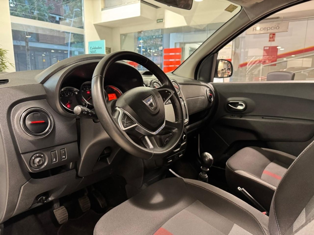 Foto Dacia Lodgy 5