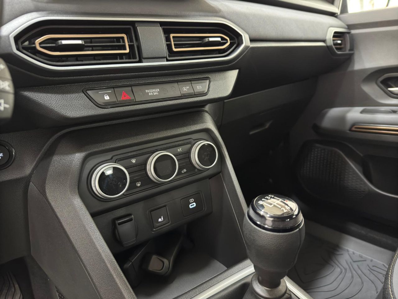 Foto Dacia Sandero 6