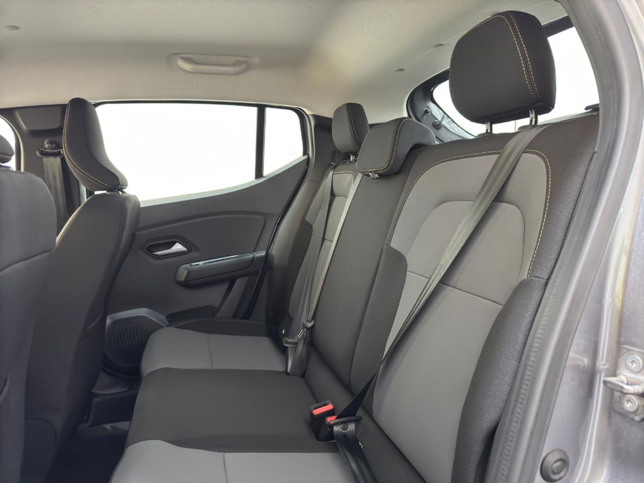 Foto Dacia Sandero 8