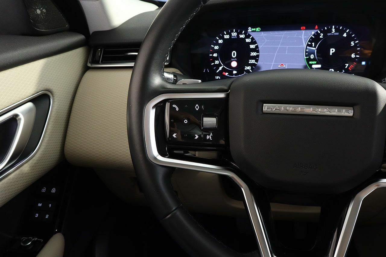 Foto Land-Rover Range Rover Velar 35