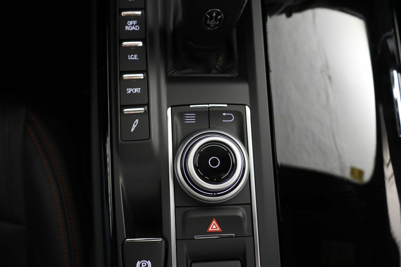 Foto Maserati Levante 17