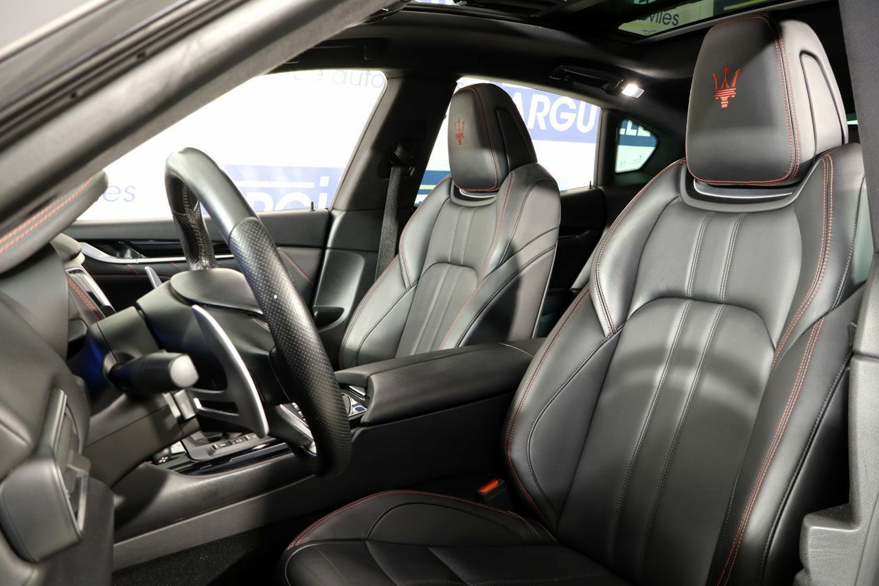 Foto Maserati Levante 26