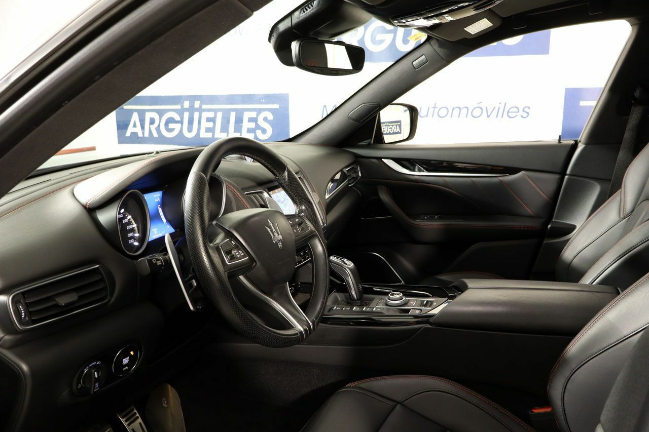 Foto Maserati Levante 27