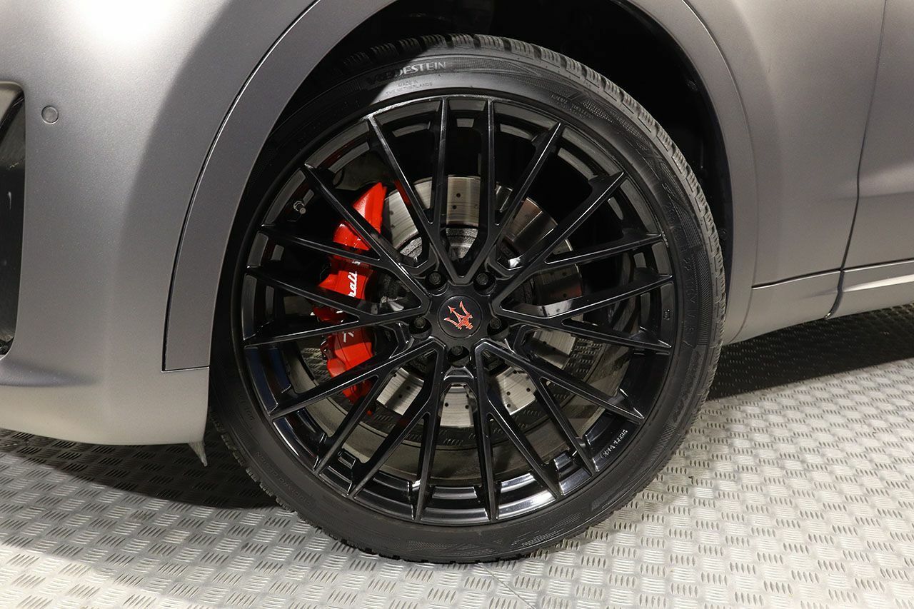Foto Maserati Levante 33