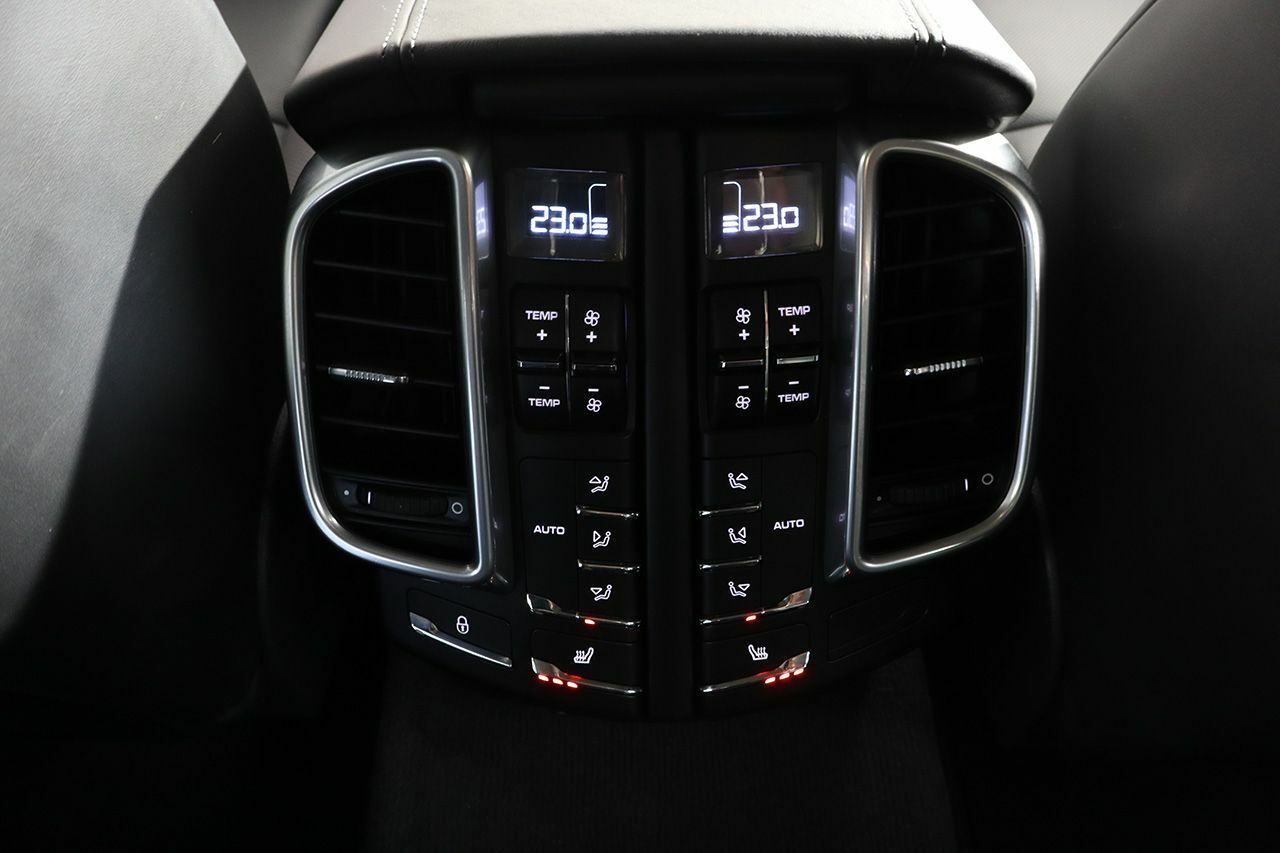 Foto Porsche Cayenne 24