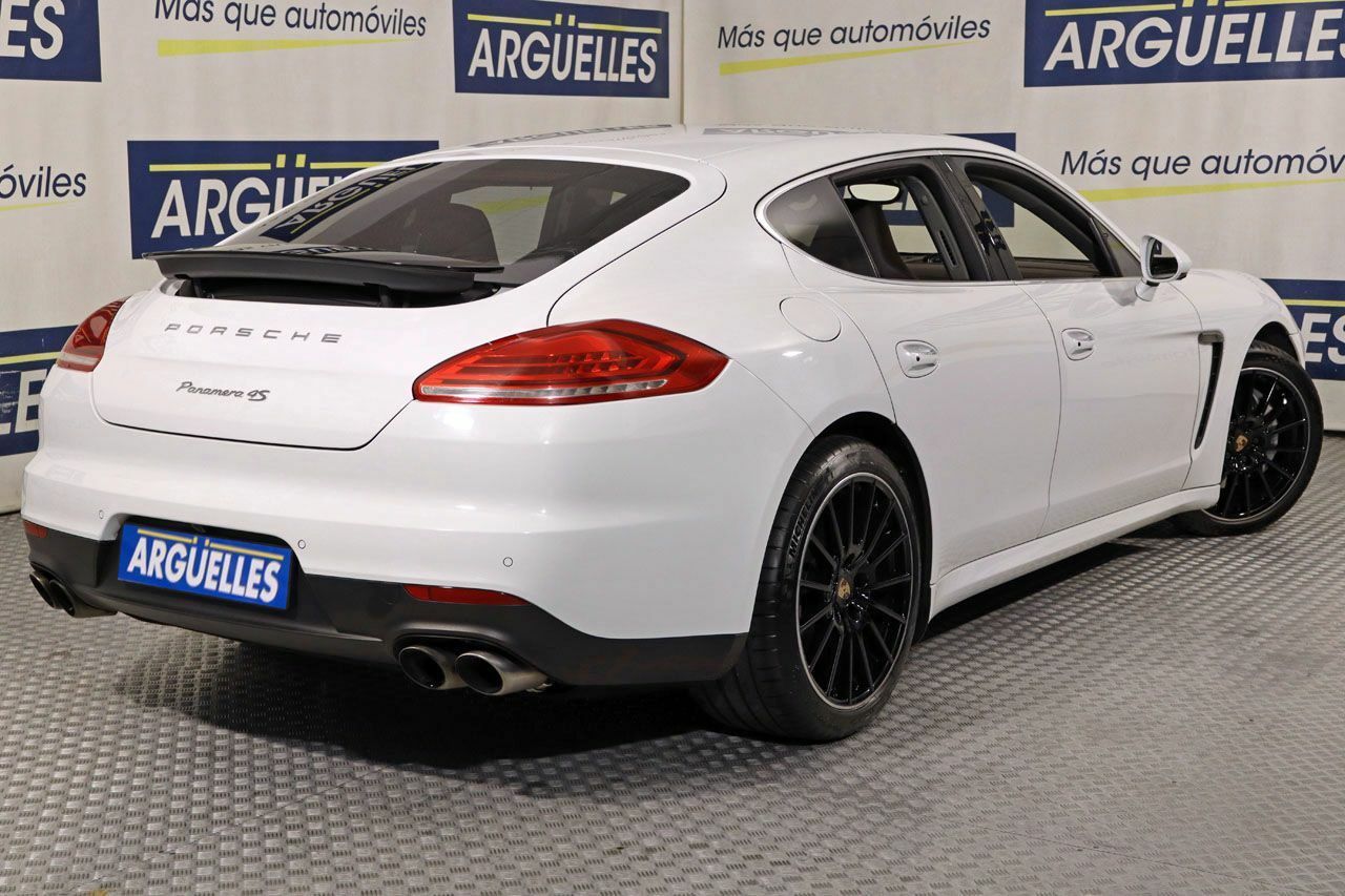 Foto Porsche Panamera 5