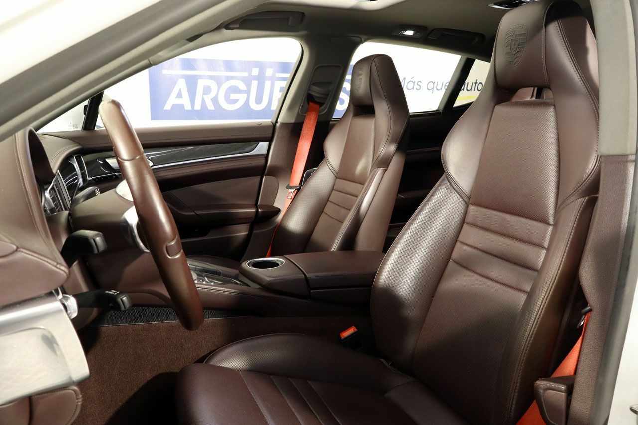 Foto Porsche Panamera 20