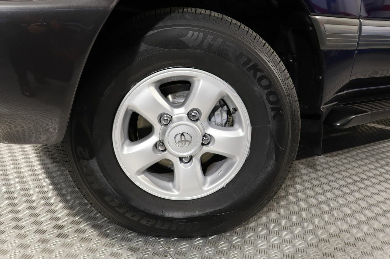Foto Toyota Land Cruiser 31