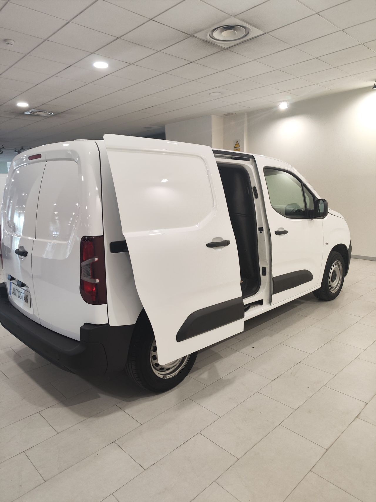 Foto Citroën Berlingo  Furgon 9